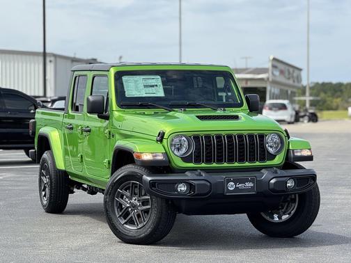 2025 Jeep Gladiator Sport S