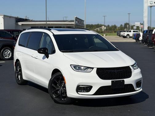 2026 Chrysler Pacifica Limited