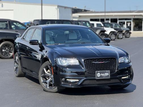 2021 Chrysler 300 S
