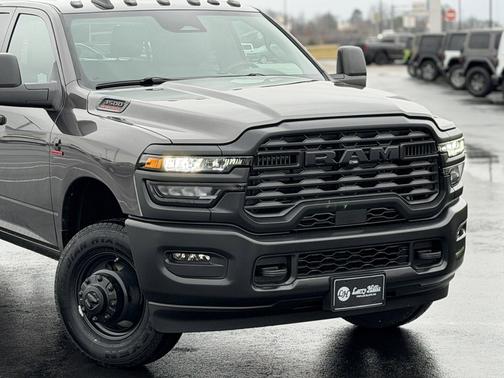 2026 RAM 3500 Tradesman Crew Cab 4x4 8' Box