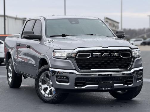 Billet Silver Metallic Clearcoat 2025 RAM 1500 Big Horn/Lone Star