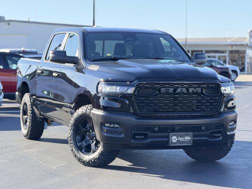 2026 RAM 1500 Warlock Crew Cab 4x4 5'7' Box