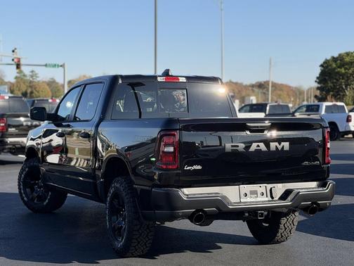 2026 RAM 1500 Warlock Crew Cab 4x4 5'7' Box