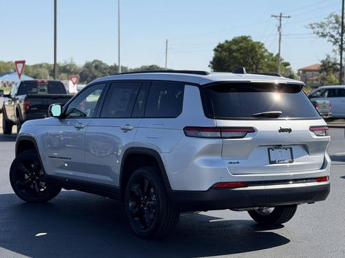 2025 Jeep Grand Cherokee L Altitude