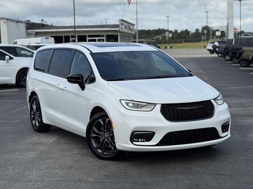 2026 Chrysler Pacifica Limited