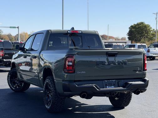 2026 RAM 1500 Warlock Crew Cab 4x4 5'7' Box