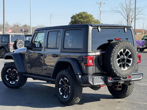 2025 Jeep Wrangler Rubicon