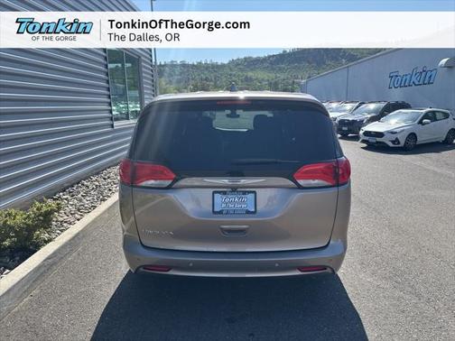 2017 Chrysler Pacifica LX