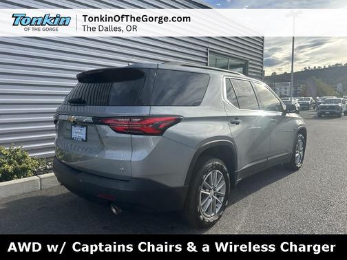 2023 Chevrolet Traverse LT Cloth