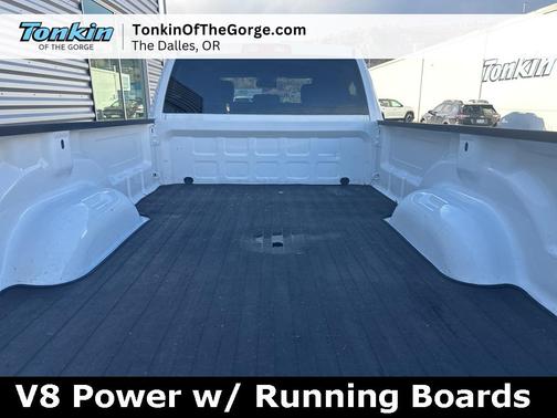 2018 RAM 2500 Tradesman Crew Cab 4x4 8' Box