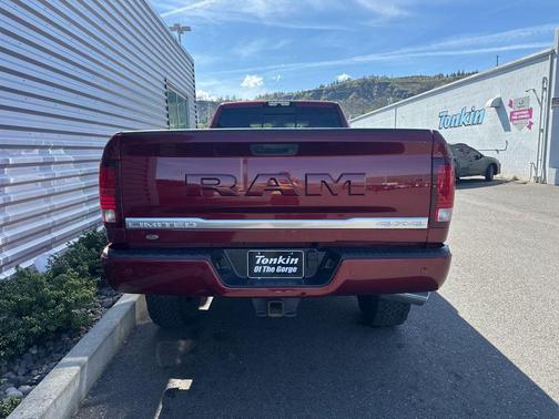 2018 RAM 2500 Limited Crew Cab 4x4 8' Box