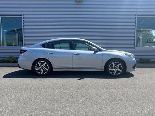 Ice Silver Metallic 2021 Subaru Legacy Limited