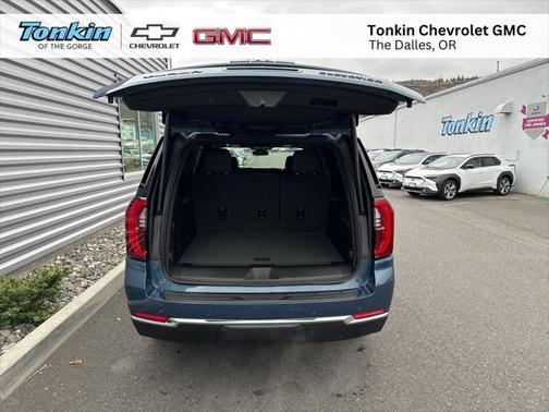 2025 GMC Yukon XL 4WD Elevation