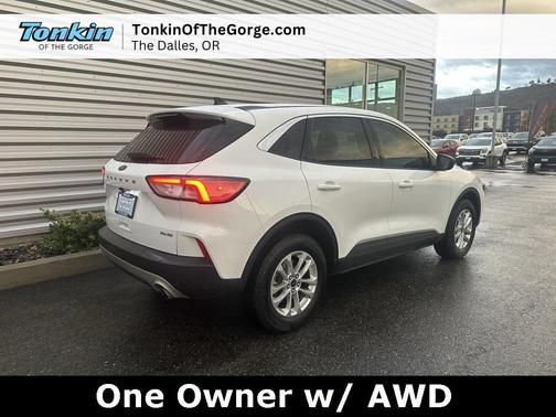 2022 Ford Escape SE