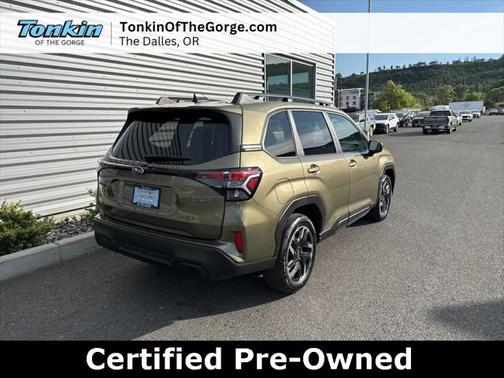 2025 Subaru Forester Premium