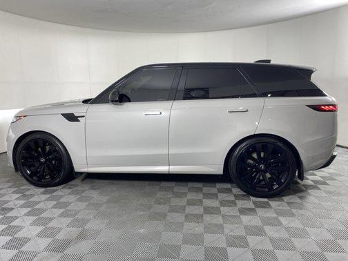 2023 Land Rover Range Rover Sport SE