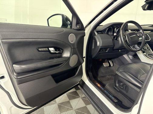 White 2018 Land Rover Range Rover Evoque HSE Dynamic