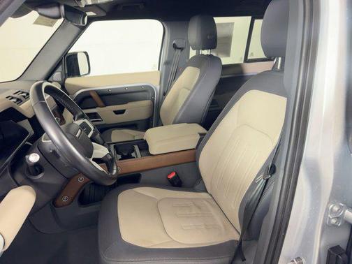 2022 Land Rover Defender 110 X-Dynamic SE