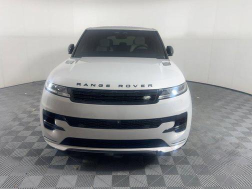 2024 Land Rover Range Rover Sport SE