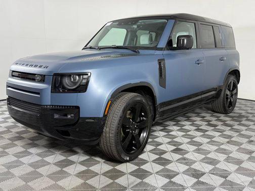 2026 Land Rover Defender P500 X-Dynamic SE