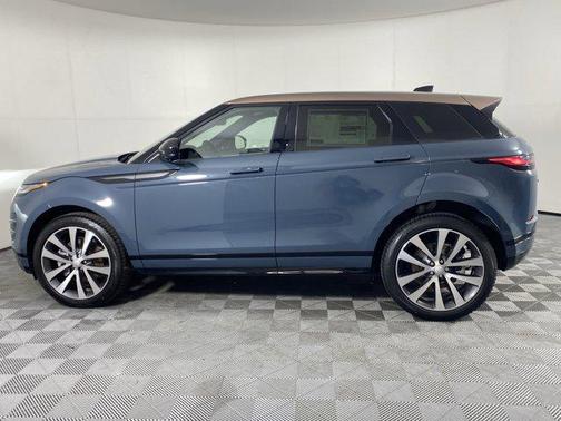 2026 Land Rover Range Rover Evoque Dynamic SE