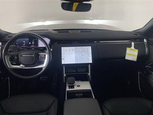 2025 Land Rover Range Rover P530 SE