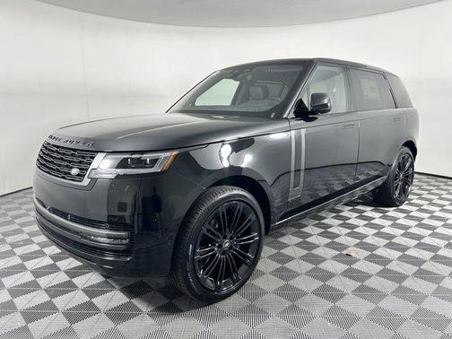 2025 Land Rover Range Rover P400 SE 7 Seat