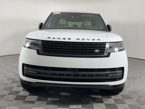 2026 Land Rover Range Rover P400 SE
