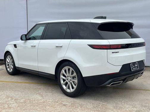 2025 Land Rover Range Rover Sport SE