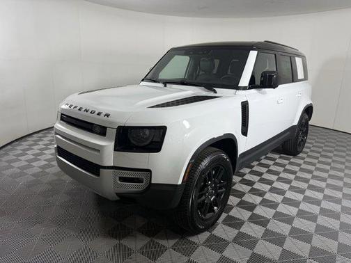2025 Land Rover Defender 110 P400 S