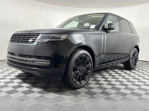 2026 Land Rover Range Rover P530 SE