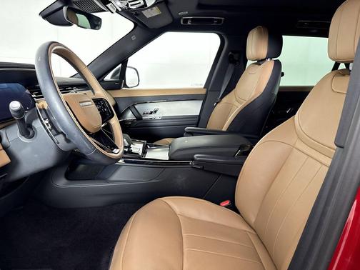 Firenze Red Metallic 2024 Land Rover Range Rover Sport SE