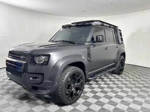 2023 Land Rover Defender 110 V8