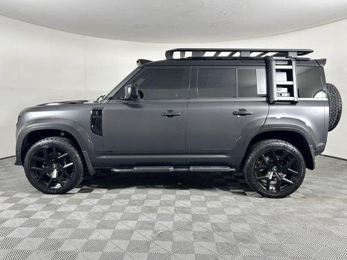 2023 Land Rover Defender 110 V8
