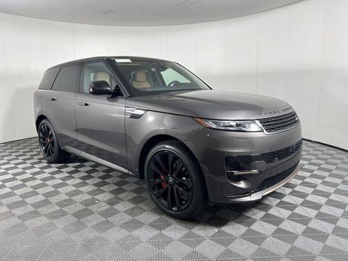 2025 Land Rover Range Rover Sport SE
