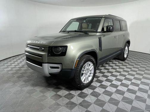 2025 Land Rover Defender 110 P300