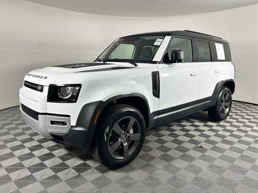 2025 Land Rover Defender 110 P300