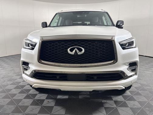 Moonstone White 2024 INFINITI QX80 PREMIUM SELECT