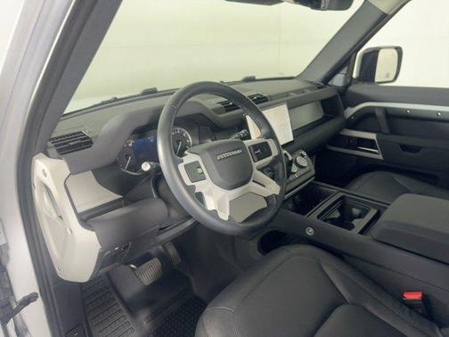 2023 Land Rover Defender 90 S