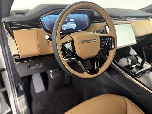 2026 Land Rover Range Rover Sport SE