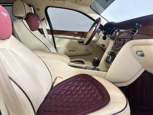 2011 Bentley Mulsanne Base