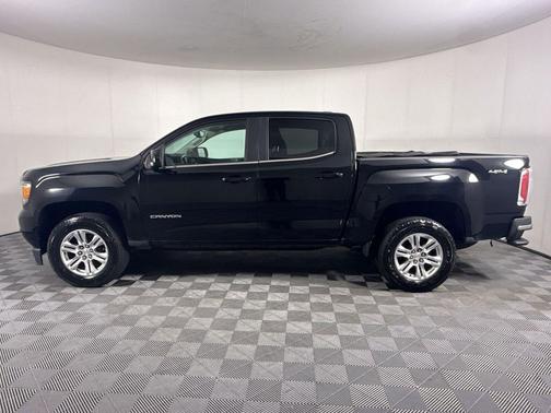 Onyx Black 2019 GMC Canyon SLE