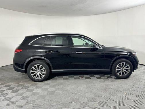 2024 Mercedes-Benz GLC 300 Base