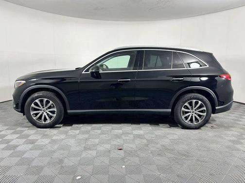 2024 Mercedes-Benz GLC 300 Base