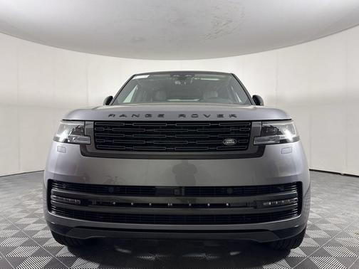 Eiger Grey Metallic 2026 Land Rover Range Rover P530 SE