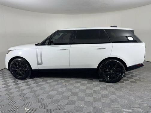 2025 Land Rover Range Rover P530 Autobiography 7 Seat