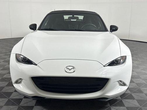 Arctic White 2016 Mazda MX-5 Miata Sport