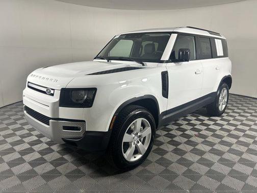 2025 Land Rover Defender 110 P400 S