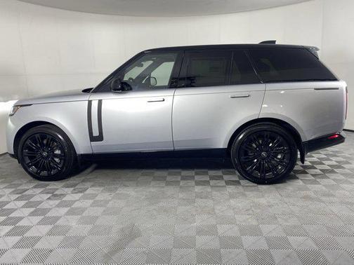 2025 Land Rover Range Rover P530 SE