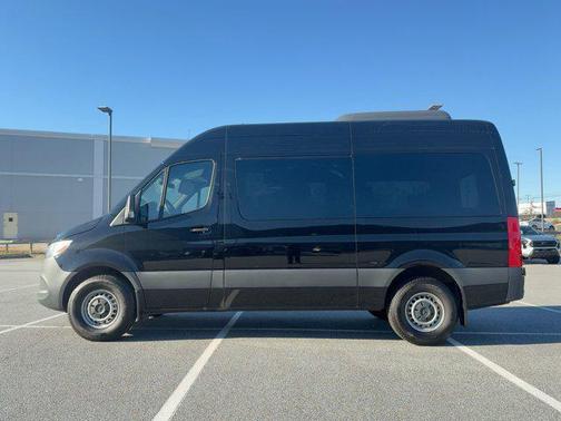 2024 Mercedes-Benz Sprinter 2500 Standard Roof